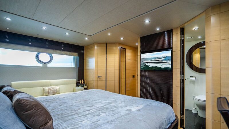 75 Ft New Luxurious Sunseeker Fly Bridge available in Miami for Rent for up to 13 Guest. - Image 11