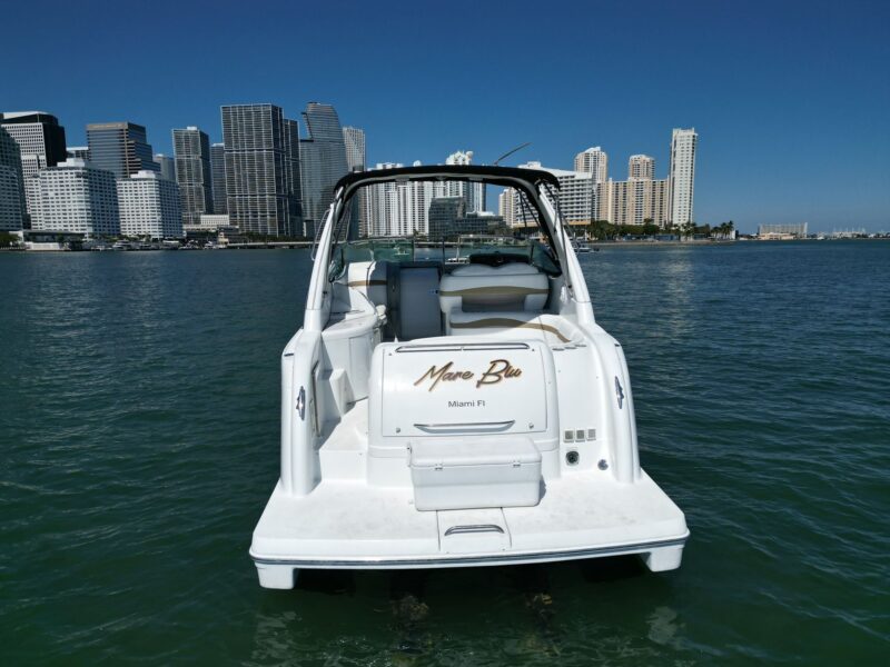 37Ft Formula Yacht available for Rent in Miami for up to 12 Guest. - Image 4