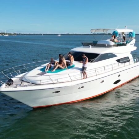 60FT Uniesse Yacht available in Miami for up to 13 Guest.