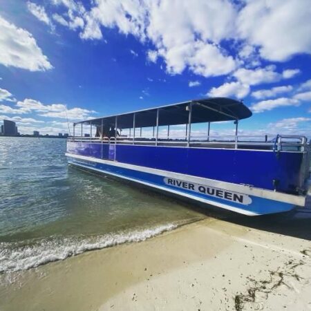 39Ft Big Pontoon Boat Party available in Miami for rent for up to 40 Guest.