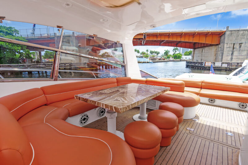 Panther 85ft available for rent in Miami for up to 13 Guest. - Image 17