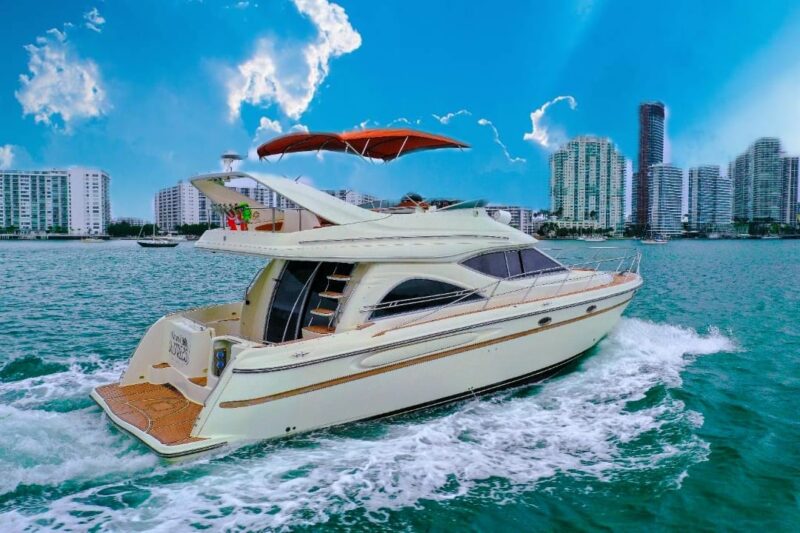 50 Ft Fly Bridge available for Rent in Miami for up to 13 Guest. - Image 2