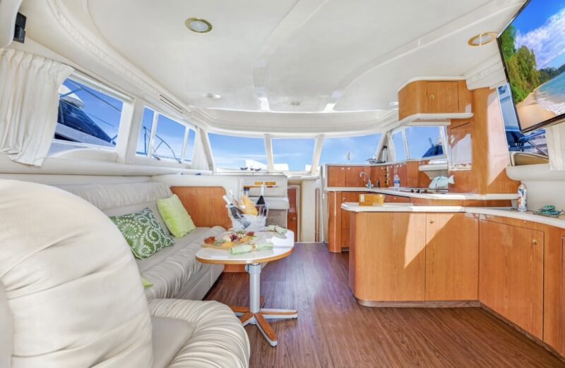 Sea Ray Sedan Bridge 55ft available for Rent in Miami - PLUS ONE JET SKI INCLUDE - Image 5