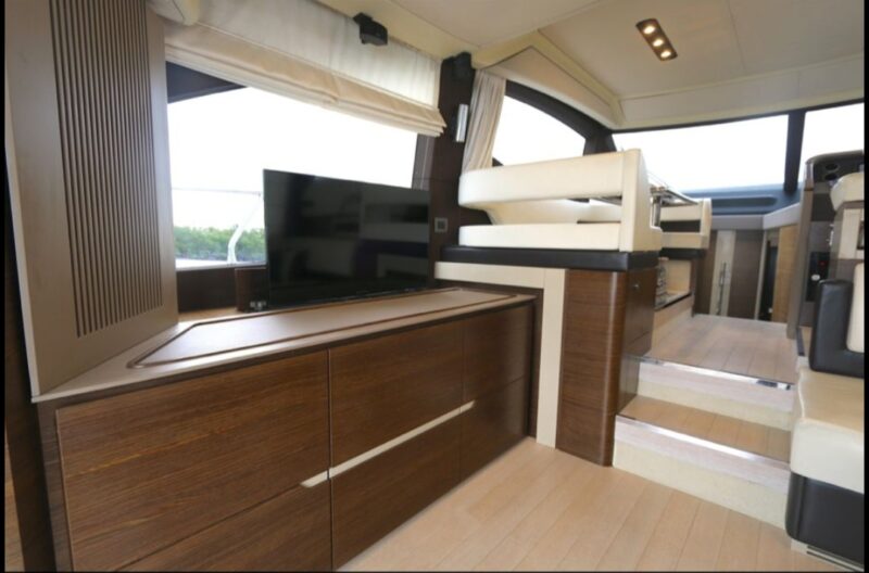 New 2019 Azimut 55ft Available for Rent in Miami. - Image 6
