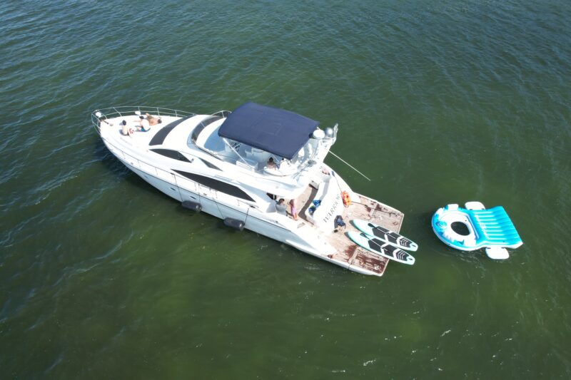 65Ft Aicon Warrior Available For Rent in Miami for up to 13 Guest. - Image 5