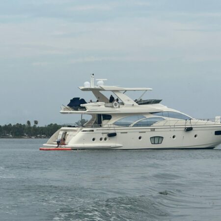 Yacht Rental Miami. Luxury Yacht Charters & Boats Tours.