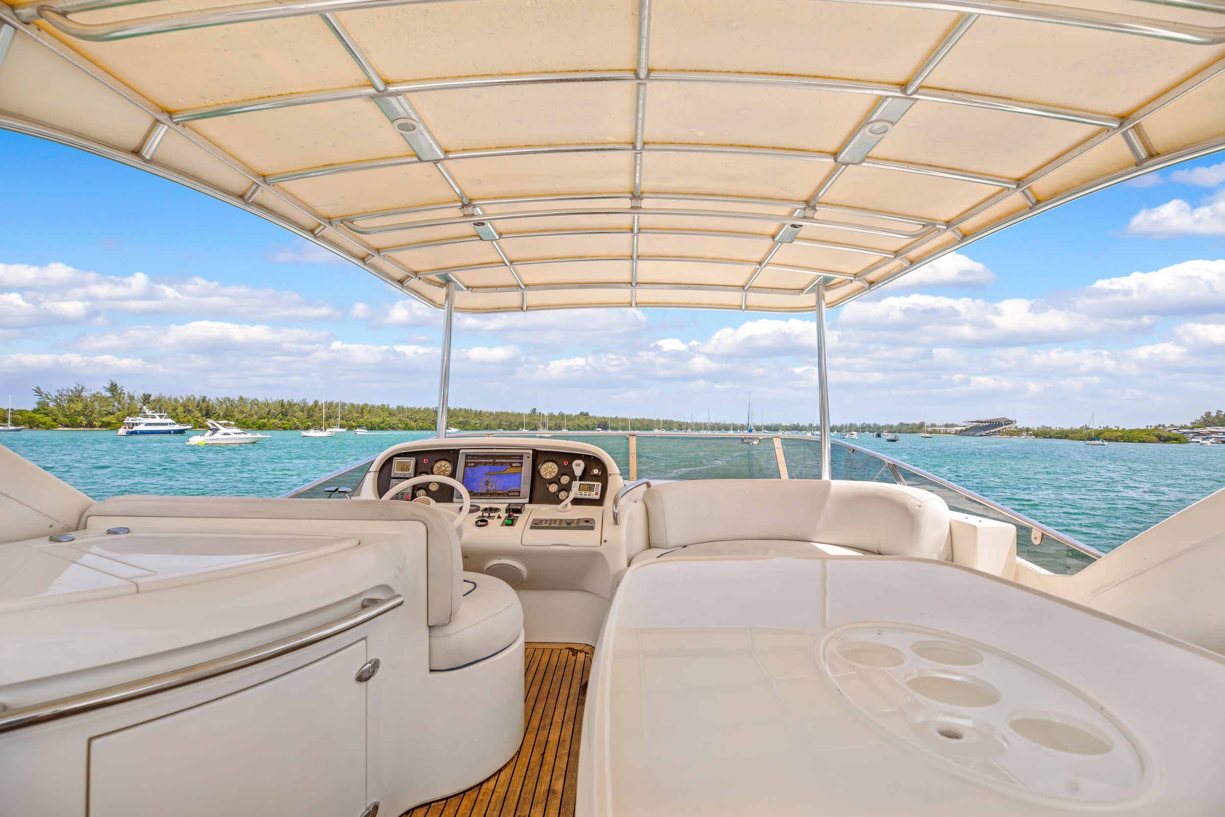 65Ft Azimut available in Miami with One Jet Ski Included for up to 13 Guest - Image 8