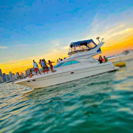 45Ft Sea Ray Yacht in Miami for up to 13 guest.