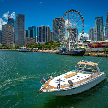 44ft Sea Yacht available in Miami for up to 13 Guest